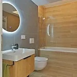 Apartment Ada Homes Coresi 202 *