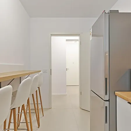 Ada Homes Coresi 202 アパート ブラショフ