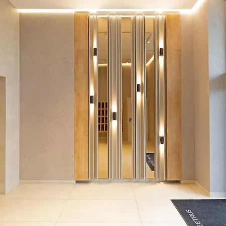 Ada Homes Coresi 202 ブラショフ